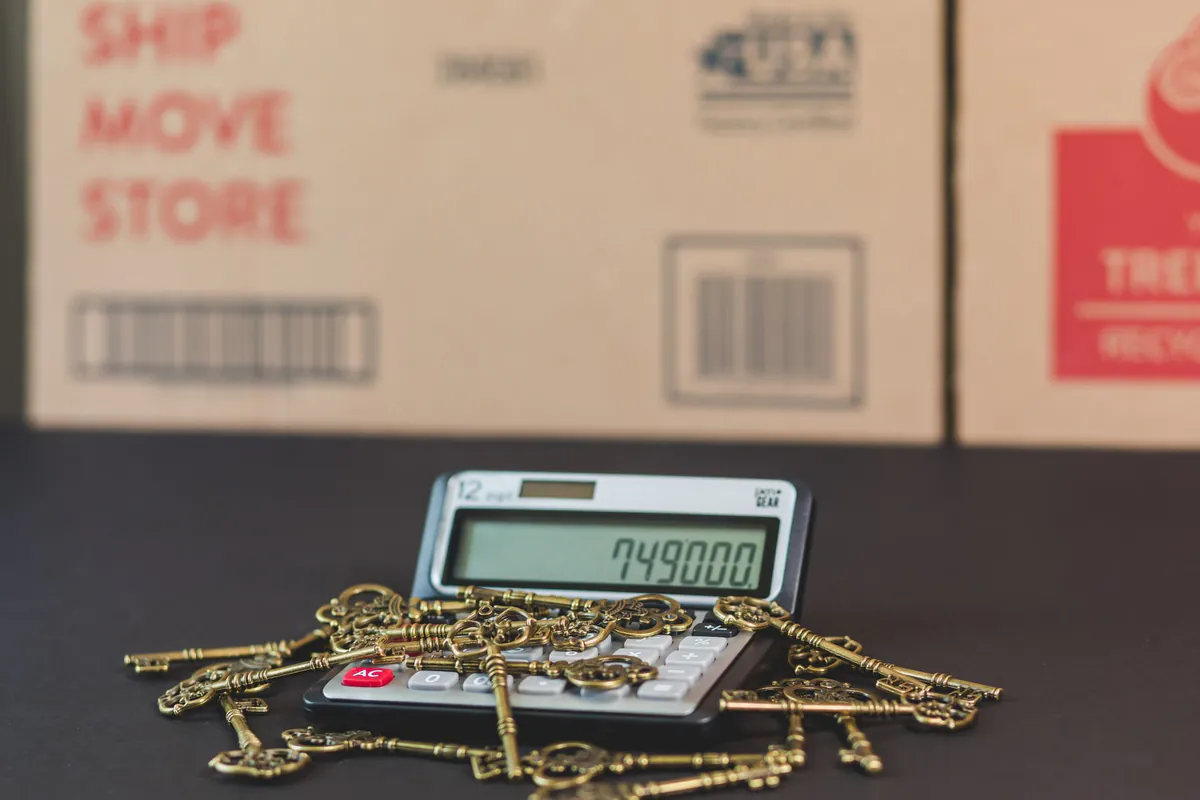Buying Out Your Spouse vs Selling the House in a Divorce